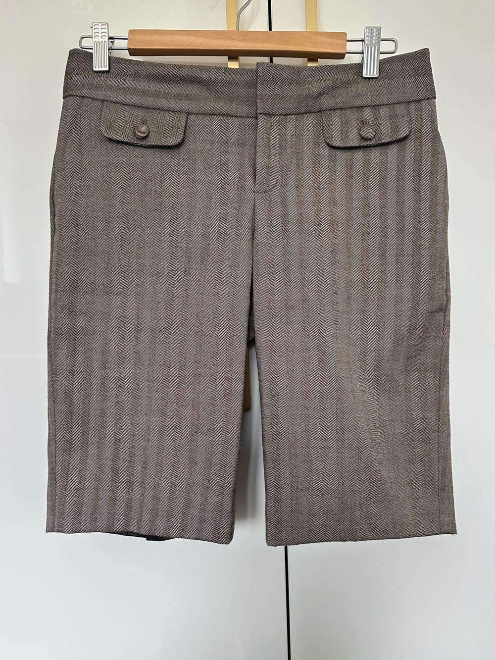 Banana Republic Tailored Wool-Blend Bermuda Shorts small